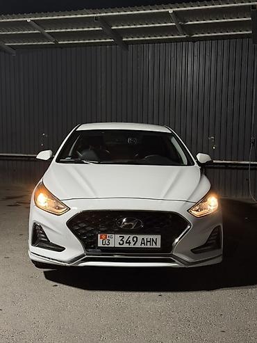 Hyundai Sonata: 2021 г., 2 л, Автомат, Бензин, Седан
