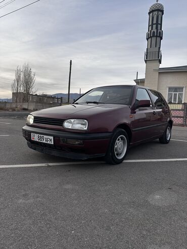 некса 3: Volkswagen Golf: 1991 г., 1.8 л, Механика, Бензин, Хетчбек