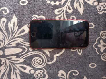 аккумулятор б у: IPhone 8, 64 GB, Qırmızı