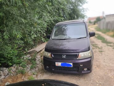 самая дорогая машина в кыргызстане: Honda Stream: 2003 г., 2 л, Автомат, Газ, Минивэн