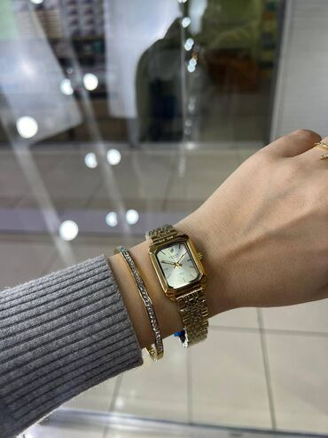 женские пальто: Наручные часы Rolex, снова в наличии