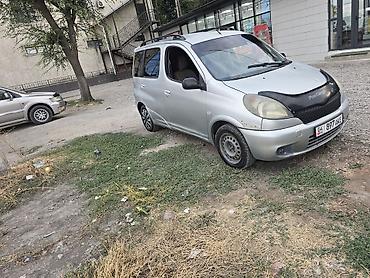 Toyota: Toyota Funcargo: 2003 г., Механика, Бензин, Минивэн — 11