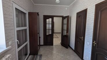 Продажа домов: Дом, 230 м², 6 комнат, Собственник
