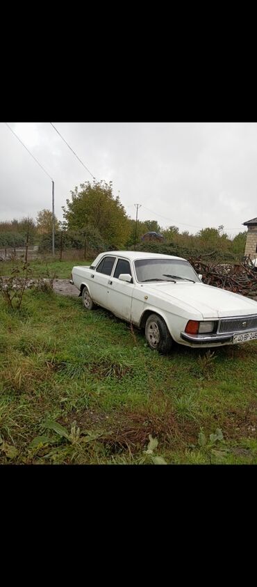 QAZ: QAZ 3102 Volga: 2.4 l | 1998 il 28566 km Sedan