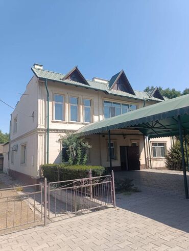 дом с последующим выкупом: 254 кв. м, 6 бөлмө, Балкон айнектелген, Сарай, Забор, тосулган