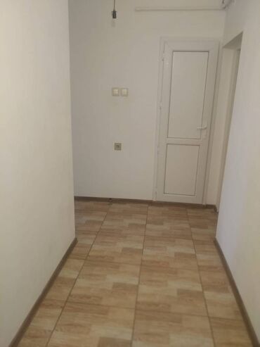 Uzunmüddətli kirayə mənzillər: Sabunçu rayonu, Bakıxanov qəsəsbəsi 96 saylı məktəb yaxınlığında, 5 — 7