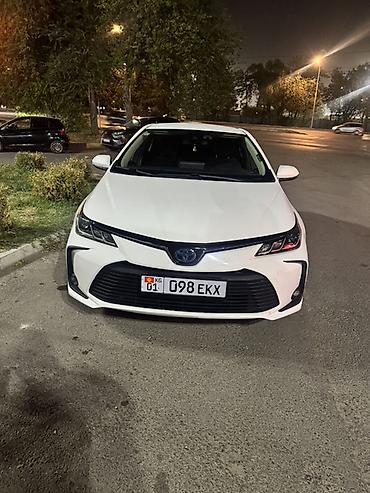 крыло каролла: Toyota Corolla: 2022 г., 1.8 л, Гибрид, Седан — 2