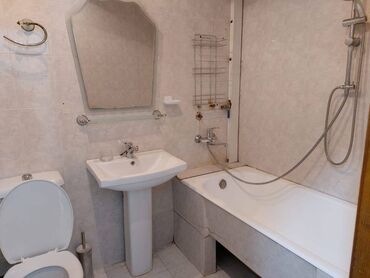 Uzunmüddətli kirayə mənzillər: Xətai metrosunun ali məhkəməyə yaxın 7 mertebeli binanın 7-ci -da lalafo.az — 21 Uzunmüddətli kirayə mənzillər: Xətai metrosunun ali məhkəməyə yaxın 7 mertebeli binanın 7-ci — 21