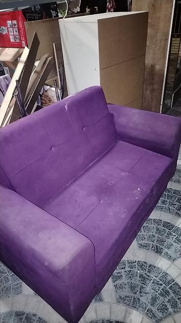 kinc divan: Bənövşəyi rəngdə iki nəfərlik divan - Parça örtük: yumşaq məxməri — 2