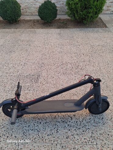 Mopedlər,skuterlər: 1000 manata almışam 1 il sürmüşəm.Heç bir problemi yoxdur.Sadəcə — 12