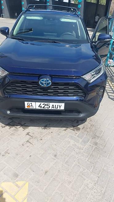 kia 8: Toyota RAV4: 2019 г., 2.5 л, Автомат, Гибрид, Кроссовер — 1