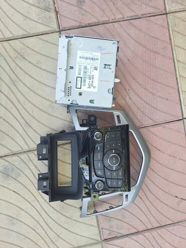dvd player купить: Chevrolet avtomobilləri üçün orijinal multimedia/radio baş qurğusu və