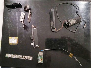 Ostali kompjuterski delovi: MSI CX620 razni delovi šarke 700 din flat kabl 500 din USB dodatni — 7