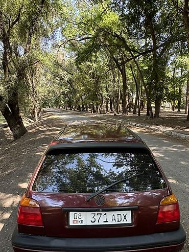 машина джетта: Volkswagen Golf: 1993 г., 1.8 л, Механика, Хэтчбэк — 10