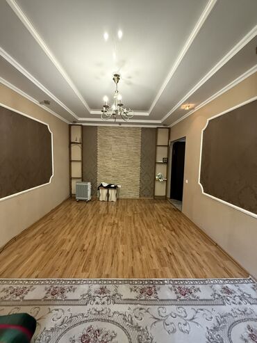 105 серия 3 комнатная: 2 комнаты, 52 м², 106 серия, 1 этаж, Косметический ремонт