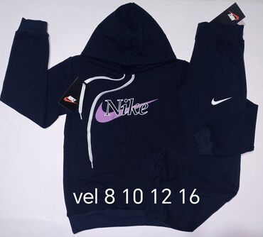 Komplet trenerke: Nike, 122-128, Unisex — 20