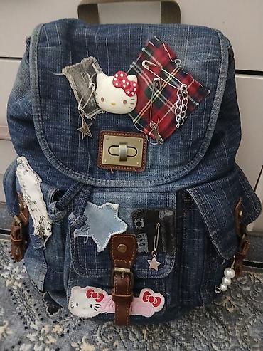 marc jacobs: Джинсовый рюкзак с декоративными элементами в стиле DIY/панк. - — 1