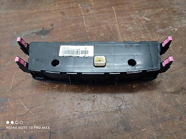 Paneli klime: KOMANDA VENTILACIJE ZA TOYOTA AVENSIS OD 2009. DO 2012. GOD — 1