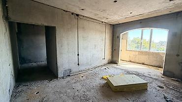 дешевые квартиры в бишкеке: 1 комната, 45 м², Рынок Баят/Азиз Индивидуалка, 3 этаж, ПСО (под самоотделку) — 2