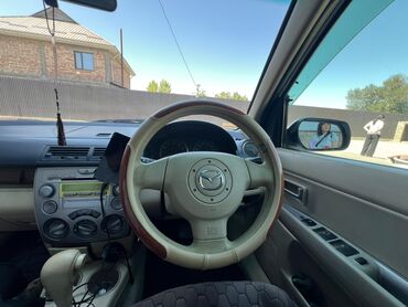расрочкага машина берилет: Mazda Demio: 2004 г., 1.3 л, Автомат, Бензин, Хетчбек