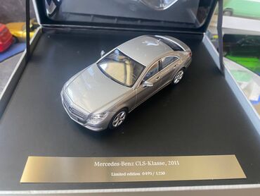 Avtomobil modelləri: Коллекционная модель Mercedes-Benz CLS C218 grey 2011 125 Jahre — 6