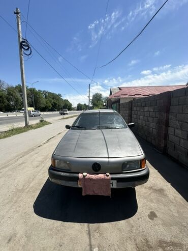 задняя балка пассат: Volkswagen Passat Variant: 1993 г., 1.8 л, Механика, Бензин, Вэн/Минивэн