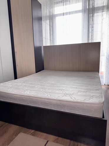 двуспальная кровать с подъемным механизмом: Двуспальная Кровать, Б/у