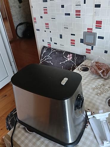 точилка для ножей: Kenwood elektrik bıçaq itiləyicisi - Marka: Kenwood - Korpus — 1