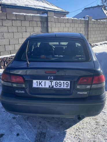 mazda tribut: Mazda 626: 1998 г., 1.8 л, Механика, Бензин, Хетчбек