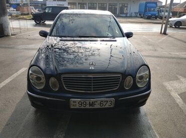 mercedes benz w203: Mercedes-Benz 220: 2.2 l | 2002 il Sedan