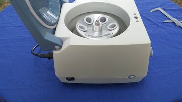 Ostali medicinski proizvodi: Centrifuga za PRP 
Kao sa slika
Ne odgovaram na SMS — 9