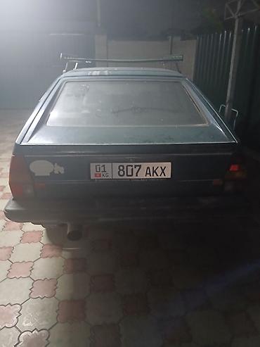 хасан воздушка: Volkswagen Passat: 1983 г., 1.6 л, Механика, Бензин, Хэтчбэк — 2