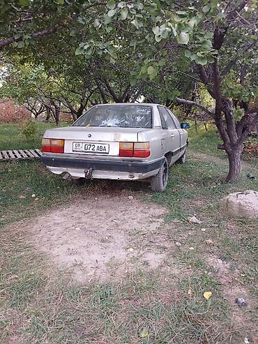 Audi 100: 1980 г., Механика, Бензин, Седан