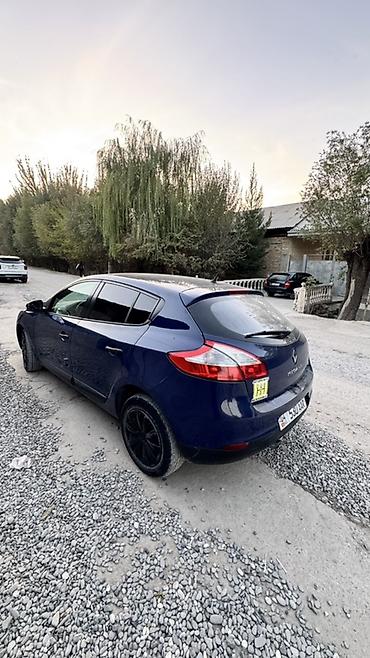 е34 530: Renault Megane: 2010 г., 1.5 л, Механика, Дизель, Хэтчбэк — 5