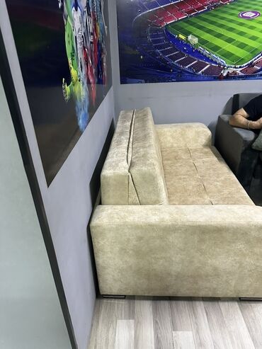 диваны для баров и кафе: Диван, Нераскладной, Без подьемного механизма, Ткань, Нет доставки