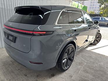 Lixiang: Lixiang L7: 2026 г., 1.5 л, Автомат, Гибрид, Кроссовер — 4