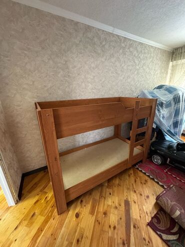купить детскую двухъярусную кровать бу: Двухъярусная кровать, Для мальчика, Для девочки, Б/у