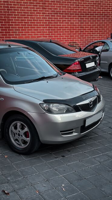 Mazda: Mazda Demio: 2002 г., 1.5 л, Бензин, Хэтчбэк