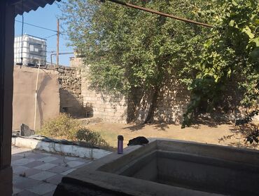 Həyət evləri və villaların satışı: Həyət evi – geniş həyət sahəsi və içəridə işıqlı otaqlar - Geniş və — 1