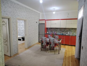 xacmazda kiraye evler ayliq: 100 kv. m, 3 otaqlı, Hovuzsuz, Kombi, Qaz, İşıq