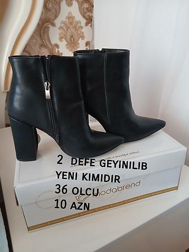 Tuflilər: Qadın üçün klassik sapagi 2 defe geyinilib qisa muddetlik Mətn üzrə — 1