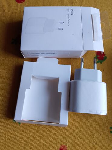 telefon zaryatka aparati: Беспроводное зарядное устройство Apple, 20 Вт, Новый