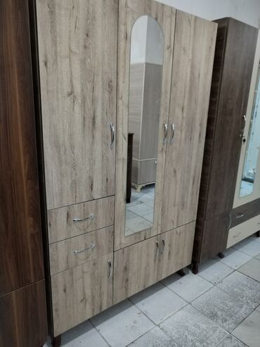 Dolablar: Yeni, Açılan, 3 qapılı Düz dolab, Dolab-asılqan, Türkiyə -da lalafo.az — 29 Dolablar: Yeni, Açılan, 3 qapılı Düz dolab, Dolab-asılqan, Türkiyə — 29