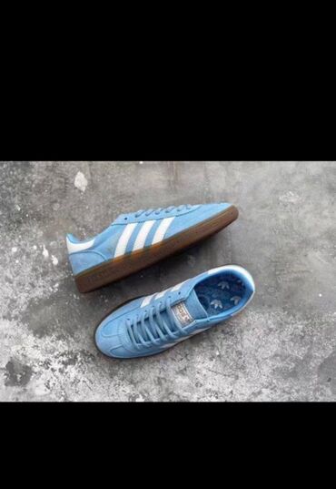 обувь адидас: Кроссовки, 38.5, Adidas, Новый, цвет - Голубой, Самовывоз