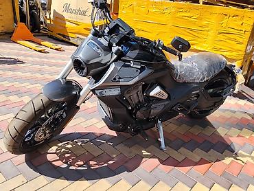 t max: Мотоцикл LFC (класс power-cruiser/нейкед), современный дизайн с — 2
