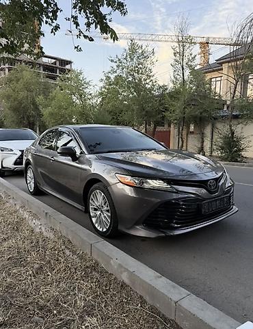 ls 400: Toyota Camry: 2018 г., 2.5 л, Автомат, Бензин, Седан — 2