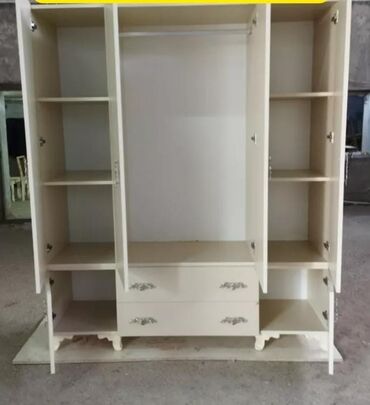 Sifarişlə dolablar: Düz dolab, Dəhliz üçün, Yataq otağı üçün, Paltar üçün, Açılan, 3 qapılı — 17