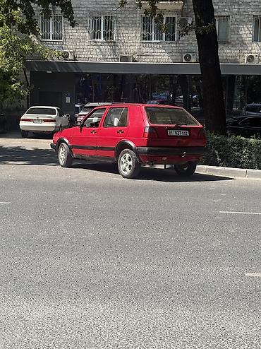 1980: Volkswagen Golf: 1988 г., Хэтчбэк — 8
