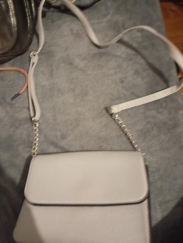 Rančevi, torbe i koferi: Set torbi – 3 komada 1) Dečji ranac sa likom Minnie - Prednja strana — 6