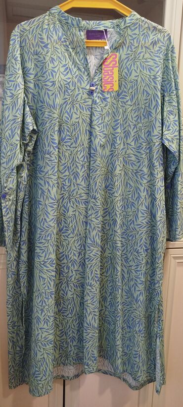 Digər qadın geyimləri: Açıq yaşıl fonda mavi yarpaq naxışlı uniseks uzunqol kaftan. Rahat -da lalafo.az — 1 Digər qadın geyimləri: Açıq yaşıl fonda mavi yarpaq naxışlı uniseks uzunqol kaftan. Rahat — 1